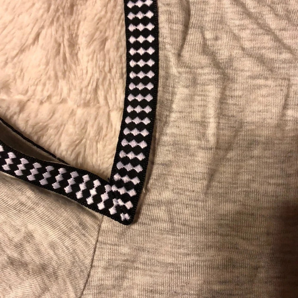 Wantable cold shoulder top - Picture 4 of 5